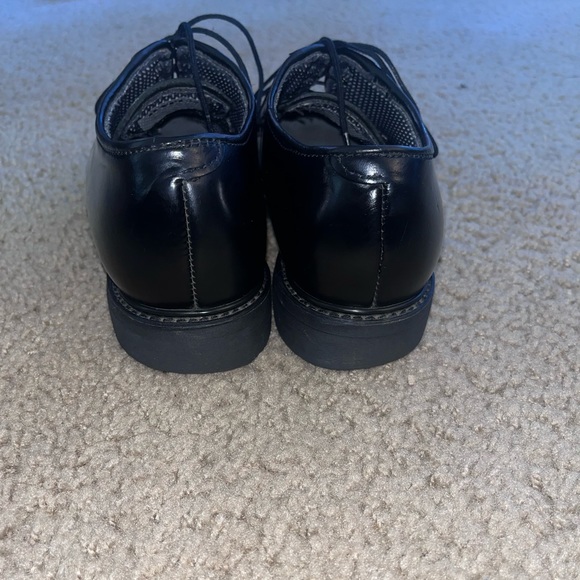 Black Bates navy premier Oxford shoes. - Picture 2 of 5